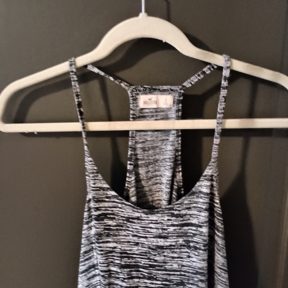Gray Hollister Tank Top - Picture 3 of 5
